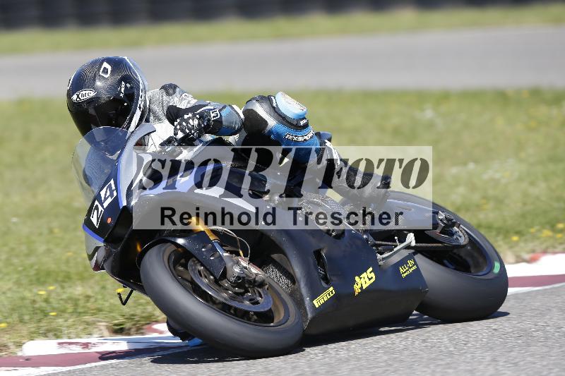 Archiv-2025/48 25.08.2025 Cornu Master School ADR/rot-rouge/24